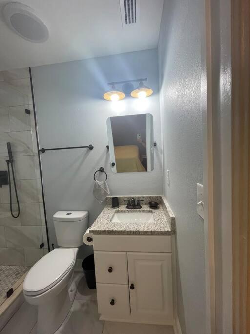 Twelve Oaks Modern Independent Apartment Tampa Buitenkant foto